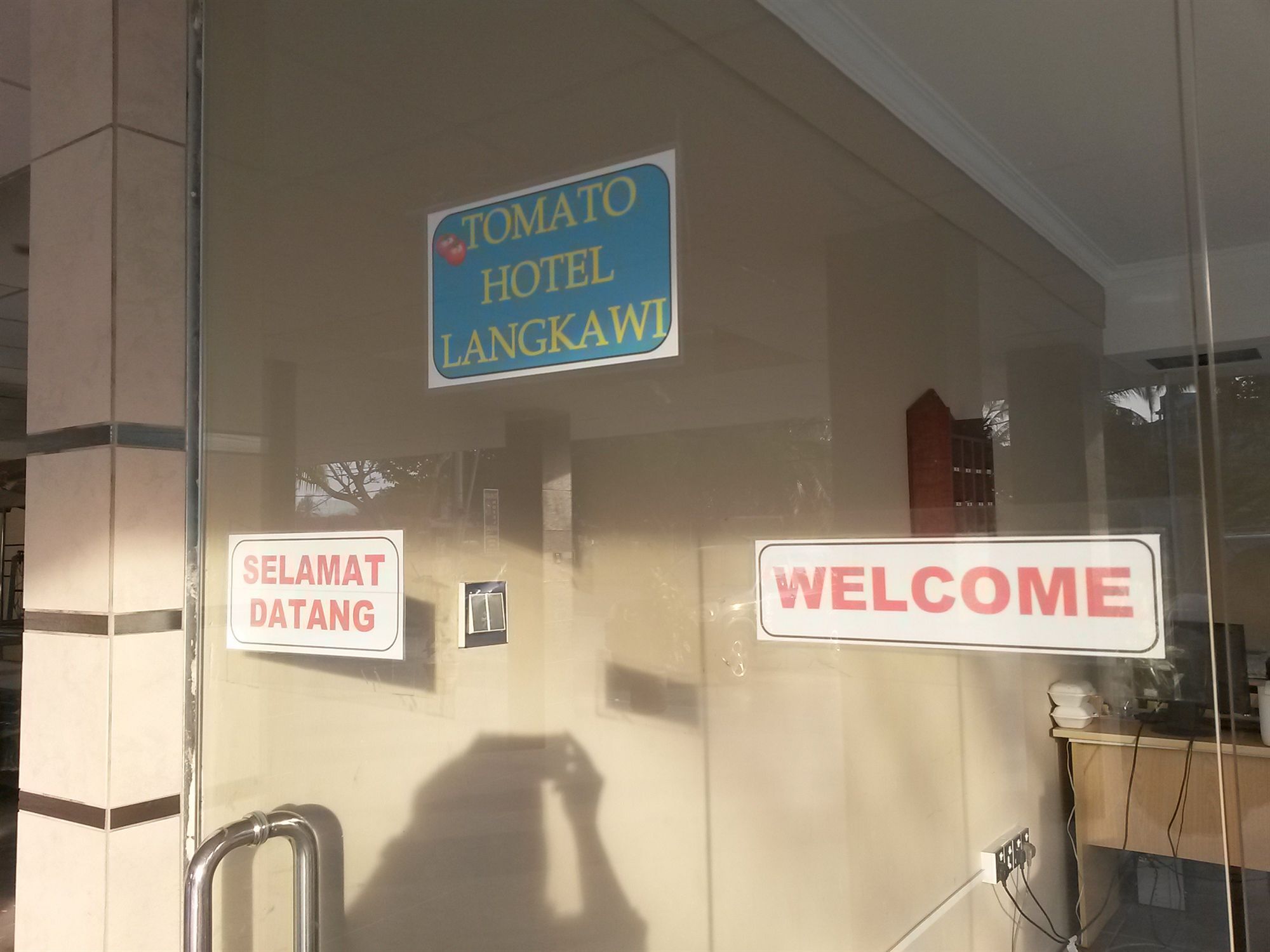 Tomato Hotel Langkawi Exterior foto